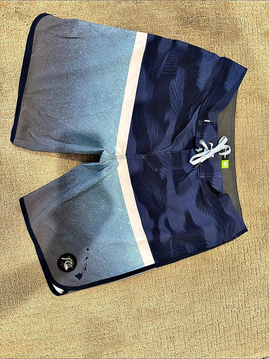 Quiksilver Other - Quiksilver Highline Color Block Board Shorts Blue & Gray